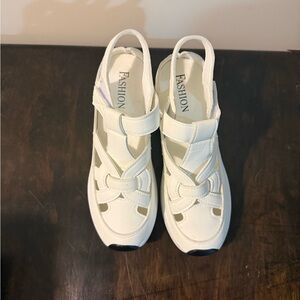 Women's White Orthopedic Wedge Sandals